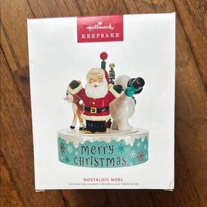 Hallmark Keepsake Nostalgic Noel Ornament